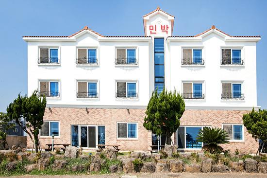 Purmir Pension Seogwipo Esterno foto