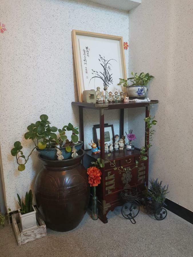 Purmir Pension Seogwipo Esterno foto